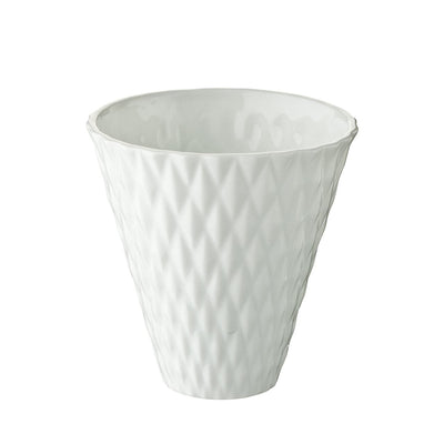 Se CRÉTON MAISON Ella vase H 9 cm (HVID, ONE) ❤ Kæmpe udvalg i CRÉTON MAISON ❤ Hurtig levering: 1 - 2 Hverdage samt billig fragt - Varenummer: SIR-5852202 og barcode / Ean: '5707900345655 på lager - Udsalg på Bolig & Livsstil - Gave til under 100 kr Spar op til 53% - Over 785 kendte brands på udsalg