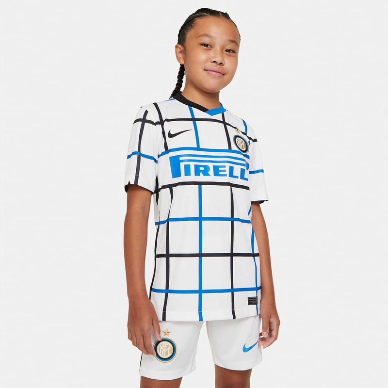 Se Inter Milan Udebanetroje 20 21 Junior - Fodboldudstyr ❤ Stort online udvalg i Nike ❤ Meget billig fragt og hurtig levering: 1 - 2 hverdage - Varenummer: MGS-S13053939 og barcode / Ean: 193659440157 på lager - Udsalg på Rest Spar op til 65% - Over 785 kendte brands på udsalg