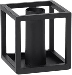 Se Audo Copenhagen Kubus 1, Candle Holder, Black Str 7 x 7 cm. - Kronelysestager Messing ✔ Kæmpe udvalg i Audo Copenhagen ✔ Hurtig levering: 1 - 2 Hverdage samt billig fragt - Varenummer: MGS-S00187995 og barcode / Ean: &