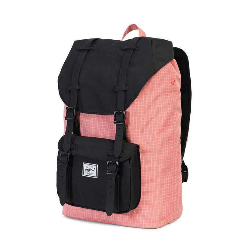 Se Herschel Little America Rygsæk Strawberry Ice Grid Black 17L 17L ✔ Kæmpe udvalg i  Herschel ✔ Hurtig levering: 1 - 2 Hverdage samt billig fragt - Varenummer: JUCO-10020-01580 og barcode / Ean: &