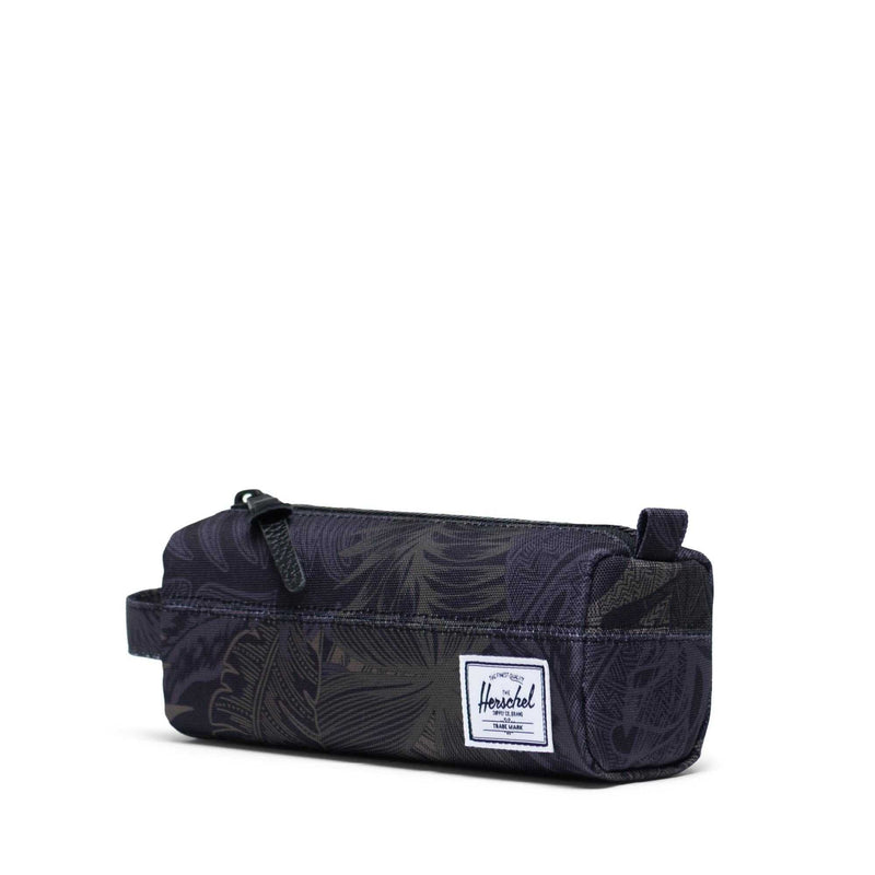 Se Herschel Penalhus Dark Jungle One size ✔ Kæmpe udvalg i  Herschel ✔ Hurtig levering: 1 - 2 Hverdage samt billig fragt - Varenummer: JUCO-10071-04074 og barcode / Ean: &