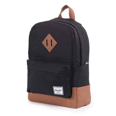 Se Herschel Heritage Rygsæk Youth Black/Tan 9L One size ✔ Kæmpe udvalg i  Herschel ✔ Hurtig levering: 1 - 2 Hverdage samt billig fragt - Varenummer: JUCO-10313-00001 og barcode / Ean: '828432124619 på lager - Udsalg på Rygsæk Spar op til 59% - Over 1160 kendte mærker på udsalg