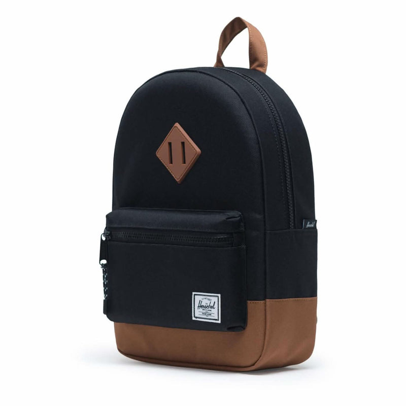 Se Herschel Heritage Rygsæk Youth Black/Saddle Brown 9L One size ✔ Kæmpe udvalg i  Herschel ✔ Hurtig levering: 1 - 2 Hverdage samt billig fragt - Varenummer: JUCO-10313-02462 og barcode / Ean: &