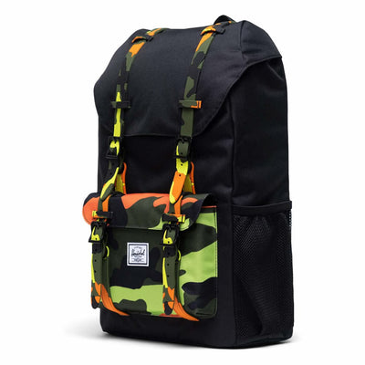 Se Herschel Little America Rygsæk Sort/Neon Camo 18L One size ✔ Kæmpe udvalg i  Herschel ✔ Hurtig levering: 1 - 2 Hverdage samt billig fragt - Varenummer: JUCO-10589-03522 og barcode / Ean: '828432378203 på lager - Udsalg på Rygsæk Spar op til 61% - Over 1160 kendte mærker på udsalg