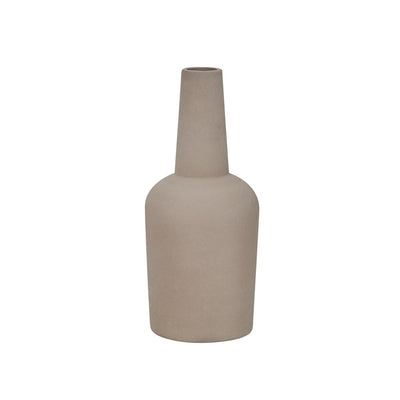 Se Kristina Dam Studio Dome vase Grey engobe, Large ❤ Kæmpe udvalg i Kristina Dam Studio ❤ Hurtig levering: 1 - 2 Hverdage samt billig fragt - Varenummer: NDN-548620-01 og barcode / Ean: '5713590000385 på lager - Udsalg på Home & Garden - Decor - Vases Spar op til 56% - Over 1354 kendte mærker på udsalg