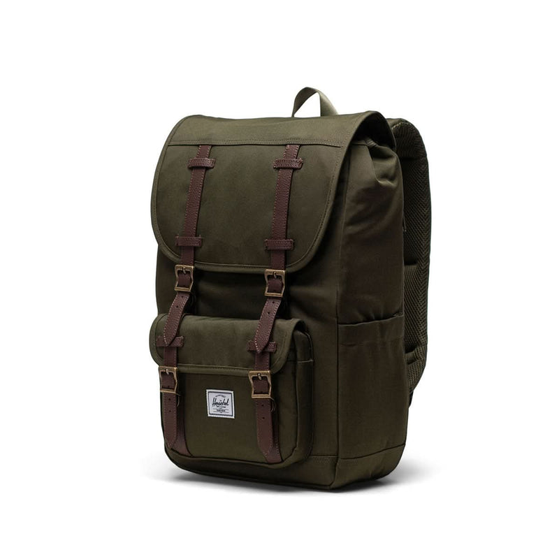 Se Herschel Little America Rygsæk 21L Ivy Grøn 21L ✔ Kæmpe udvalg i  Herschel ✔ Hurtig levering: 1 - 2 Hverdage samt billig fragt - Varenummer: JUCO-11391-04281 og barcode / Ean: &