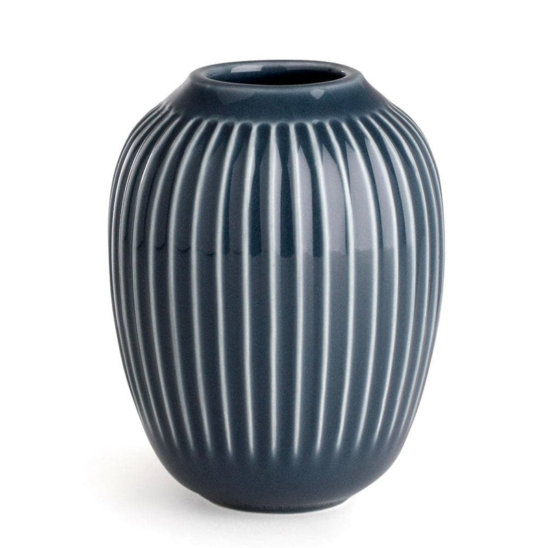 Se Kähler - Hammershøi vase, 10 cm, antracitgrå ✔ Kæmpe udvalg i Kähler ✔ Hurtig levering: 1 - 2 Hverdage samt billig fragt - Varenummer: RKTK-K692364 og barcode / Ean: &
