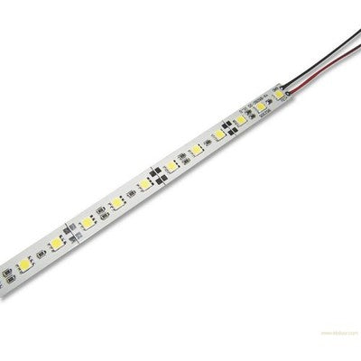 Outlet: Solid alu LED strip - 1 meter, 60 led, ekstra kraftig, 18W, 12V - Kulør : Varm