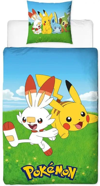 Se Pokemon sengetøj - 140x200 cm - Pikachu og Scorbunny - 2 i 1 sengesæt - Dynebetræk i 100% bomuld ❤ Kæmpe udvalg i Licens ❤ Hurtig levering: 1 - 2 Hverdage samt billig fragt - Varenummer: THX-21404-1 og barcode / Ean: '5710348080248 på lager - Udsalg på Sengetøj - Børne sengetøj - Børne sengetøj 140x200 cm Spar op til 58% - Over 1334 design brands på udsalg