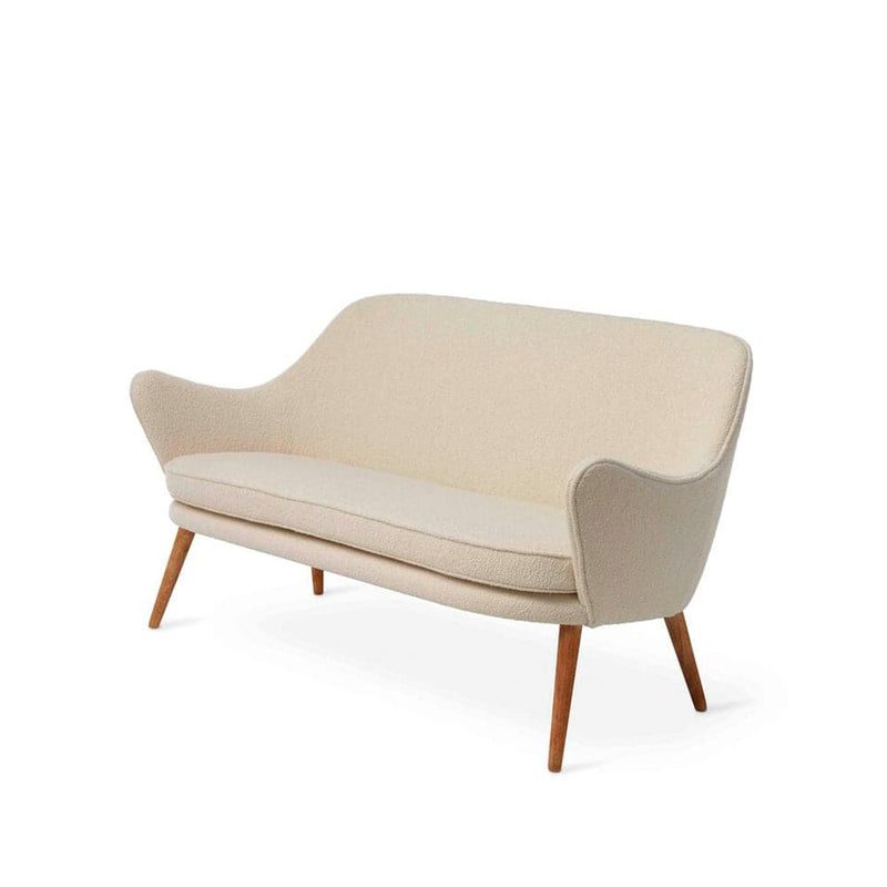 Se Warm Nordic Dwell sofa 2-pers. stof Barnum24 cream, ben i røget eg ❤ Kæmpe udvalg i Warm Nordic ❤ Hurtig levering: 1 - 2 Hverdage samt billig fragt - Varenummer: NDN-548141-01 og barcode / Ean: &