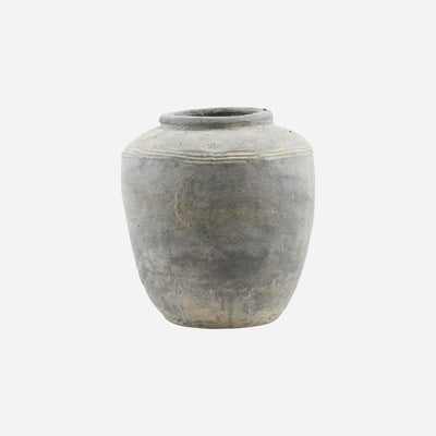 Se House Doctor - Vase, Rustik, Beton Ø27 cm ❤ Stort online udvalg i House Doctor ❤ Meget billig fragt og hurtig levering: 1 - 2 hverdage - Varenummer: RKTK-HD210900402 og barcode / Ean: '5707644509641 på lager - Udsalg på Spar op til 51% - Over 1112 kendte brands på udsalg