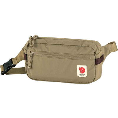 Se Fjällräven High Coast Hip Pack Clay One size ✔ Kæmpe udvalg i  Fjällräven ✔ Hurtig levering: 1 - 2 Hverdage samt billig fragt - Varenummer: JUCO-23223-221 og barcode / Ean: '7323450989866 på lager - Udsalg på Mavebælte Spar op til 56% - Over 1334 design mærker på udsalg