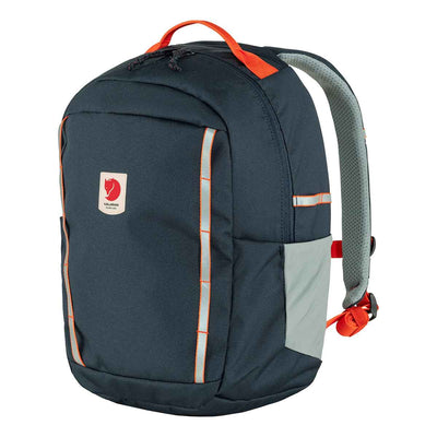 Se Fjällräven Skule Kids Backpack 15L Navy 15L ✔ Kæmpe udvalg i  Fjällräven ✔ Hurtig levering: 1 - 2 Hverdage samt billig fragt - Varenummer: JUCO-23347-560 og barcode / Ean: '7323450800581 på lager - Udsalg på Skoletaske Spar op til 67% - Over  785 kendte brands på udsalg