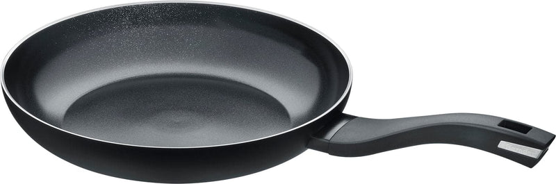 Se Berndes Stegepande Nonstick b.Green 28 cm Aluminium Str 4 - Stegepander ❤ Stort online udvalg i Berndes ❤ Meget billig fragt og hurtig levering: 1 - 2 hverdage - Varenummer: MGS-S10727246 og barcode / Ean: 4006189401283 på lager - Udsalg på Bolig - Køkkenudstyr - Gryder & pander - Stegepander Spar op til 64% - Over 1150 kendte brands på udsalg