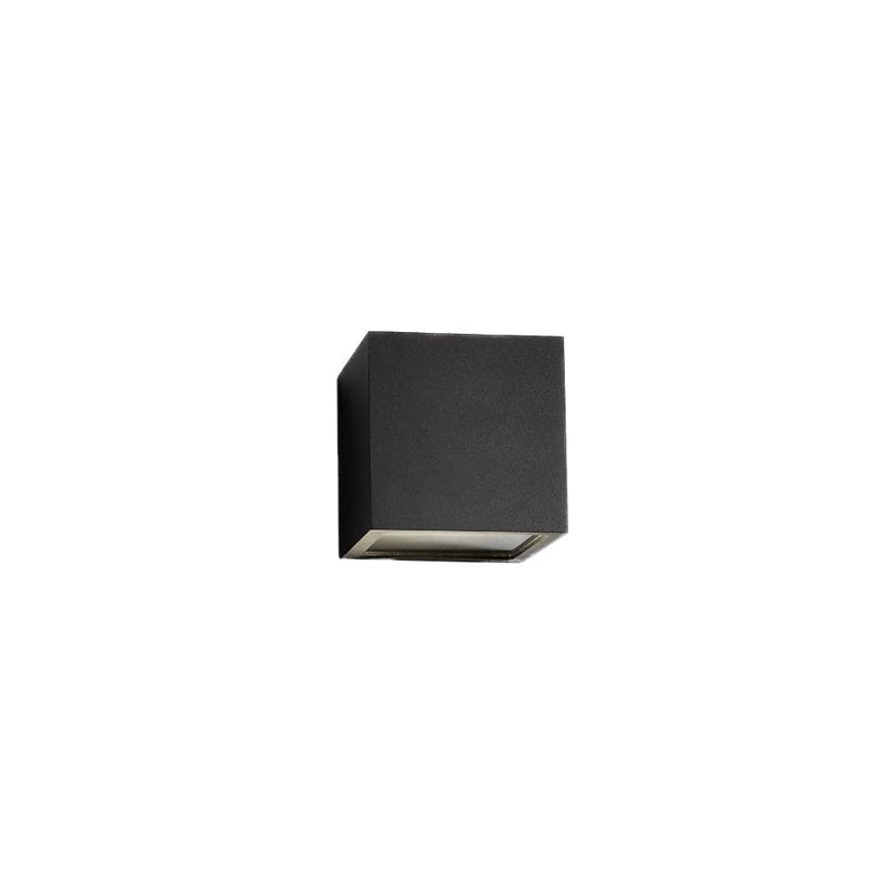 Se Light-Point Cube Up/Down væglampe black ❤ Kæmpe udvalg i Light-Point ❤ Hurtig levering: 1 - 2 Hverdage samt billig fragt - Varenummer: NDN-560156-01 og barcode / Ean: &