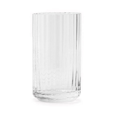 Se Lyngby Porcelæn Lyngby vase glas klar 31 cm ✔ Kæmpe udvalg i Lyngby Porcelæn ✔ Hurtig levering: 1 - 2 Hverdage samt billig fragt - Varenummer: NDN-28518-05 og barcode / Ean: '5711507218045 på lager - Udsalg på Home & Garden - Decor - Vases Spar op til 63% - Over 1122 kendte brands på udsalg