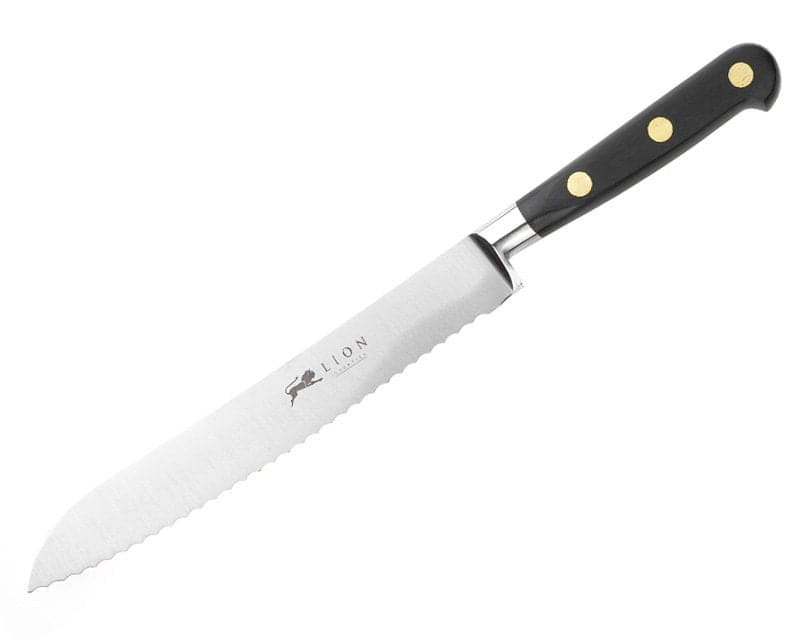 Se Lion Sabatier Brødkniv Ideal 20 cm. Sort Str 1 - Brødknive ❤ Stort online udvalg i Lion Sabatier ❤ Meget billig fragt og hurtig levering: 1 - 2 hverdage - Varenummer: MGS-S00650889 og barcode / Ean: 3269417133801 på lager - Udsalg på Bolig - Køkkenudstyr - Køkkenknive & sakse - Brødknive Spar op til 64% - Over 1354 kendte brands på udsalg