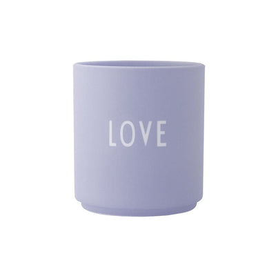 Se Design Letters Design Letters favoritkop 25 cl Lavendel Love ✔ Kæmpe udvalg i Design Letters ✔ Hurtig levering: 1 - 2 Hverdage samt billig fragt - Varenummer: NDN-33567-18 og barcode / Ean: '5710498179373 på lager - Udsalg på Home & Garden - Kitchen & Dining - Tableware - Drinkware - Coffee & Tea Cups Spar op til 51% - Over 1354 kendte mærker på udsalg