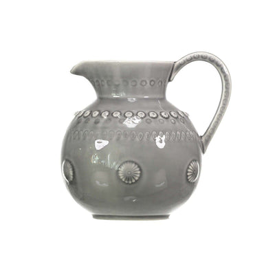 Se PotteryJo Daisy kande 1,8 L Soft grey ✔ Kæmpe udvalg i PotteryJo ✔ Hurtig levering: 1 - 2 Hverdage samt billig fragt - Varenummer: KTT-33976-07 og barcode / Ean: '7340154201360 på lager - Udsalg på Servering - Kander & karafler - Vandkarafler & kander Spar op til 61% - Over 785 kendte brands på udsalg