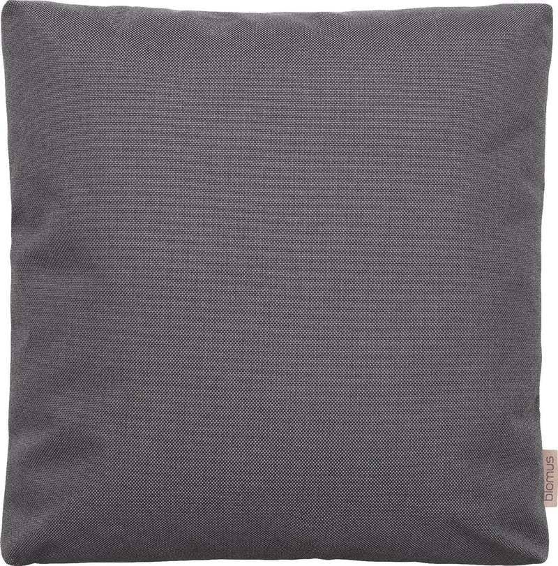 Se Blomus Cushion Stay- Coal Str B 38, T 38 cm - Pyntepuder ❤ Stort online udvalg i Blomus ❤ Meget billig fragt og hurtig levering: 1 - 2 hverdage - Varenummer: MGS-S11120090 og barcode / Ean: 4008832781230 på lager - Udsalg på Bolig - Tekstiler & puder - Puder - Pyntepuder Spar op til 54% - Over 1300 kendte brands på udsalg