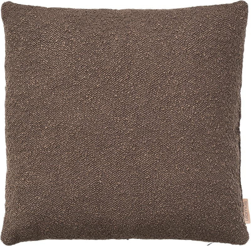 Se Blomus Cushion Cover Boucle- Colour Espresso 50 x 50 cm Str blomus Design Team - Pudebetræk ❤ Stort online udvalg i Blomus ❤ Meget billig fragt og hurtig levering: 1 - 2 hverdage - Varenummer: MGS-S12166620 og barcode / Ean: 4008832794902 på lager - Udsalg på Bolig - Tekstiler & puder - Sengetøj & lagner - Pudebetræk Spar op til 57% - Over 1300 kendte brands på udsalg