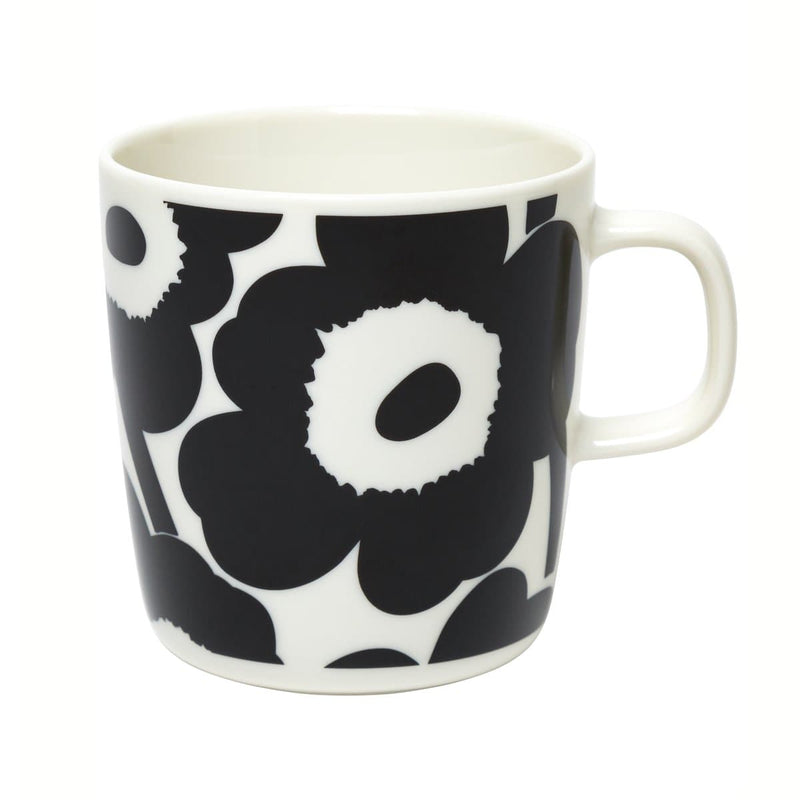 Se Marimekko Unikko krus 40 cl Hvid/Sort ✔ Kæmpe udvalg i Marimekko ✔ Hurtig levering: 1 - 2 Hverdage samt billig fragt - Varenummer: KTT-42118-05 og barcode / Ean: &