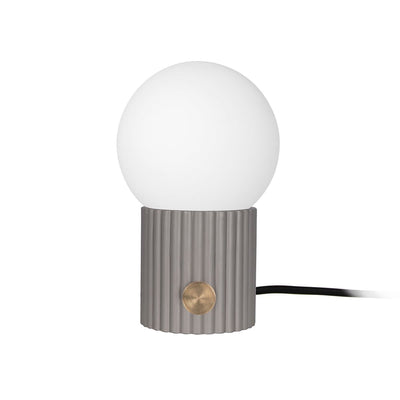 Se Globen Lighting Hubble bordlampe Ø15 cm Grå ❤ Kæmpe udvalg i Globen Lighting ❤ Hurtig levering: 1 - 2 Hverdage samt billig fragt - Varenummer: NDN-43492-02 og barcode / Ean: '7319436133101 på lager - Udsalg på Home & Garden - Lighting - Lamps Spar op til 52% - Over 1124 kendte brands på udsalg