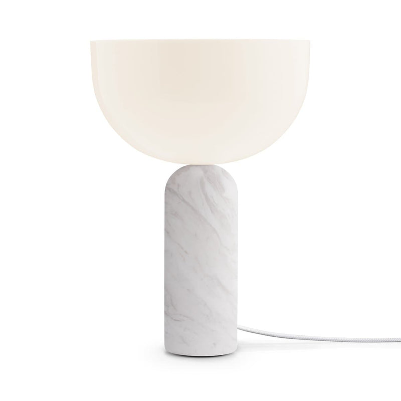 Se New Works Kizu bordlampe small White marble ❤ Kæmpe udvalg i New Works ❤ Hurtig levering: 1 - 2 Hverdage samt billig fragt - Varenummer: NDN-501530-01 og barcode / Ean: &