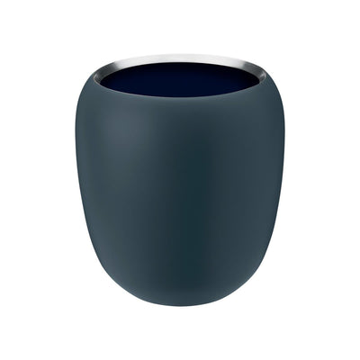 Se Stelton Ora vase 17 cm Dusty blue/Midnight blue ✔ Kæmpe udvalg i Stelton ✔ Hurtig levering: 1 - 2 Hverdage samt billig fragt - Varenummer: KTT-501931-01 og barcode / Ean: '5709846027237 på lager - Udsalg på Indretning - Dekoration - Vaser Spar op til 64% - Over 1354 design brands på udsalg