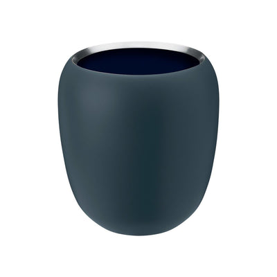 Se Stelton Ora vase 17 cm Dusty blue/Midnight blue ❤ Kæmpe udvalg i Stelton ❤ Hurtig levering: 1 - 2 Hverdage samt billig fragt - Varenummer: NDN-501931-01 og barcode / Ean: '5709846027237 på lager - Udsalg på Home & Garden - Decor - Vases Spar op til 55% - Over 1312 kendte brands på udsalg