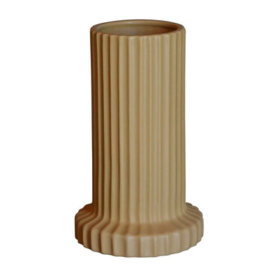 Se DBKD Stripe vase 18 cm Ocra ❤ Kæmpe udvalg i DBKD ❤ Hurtig levering: 1 - 2 Hverdage samt billig fragt - Varenummer: NDN-504625-01 og barcode / Ean: '7350046507531 på lager - Udsalg på Home & Garden - Decor - Vases Spar op til 61% - Over 1334 design mærker på udsalg