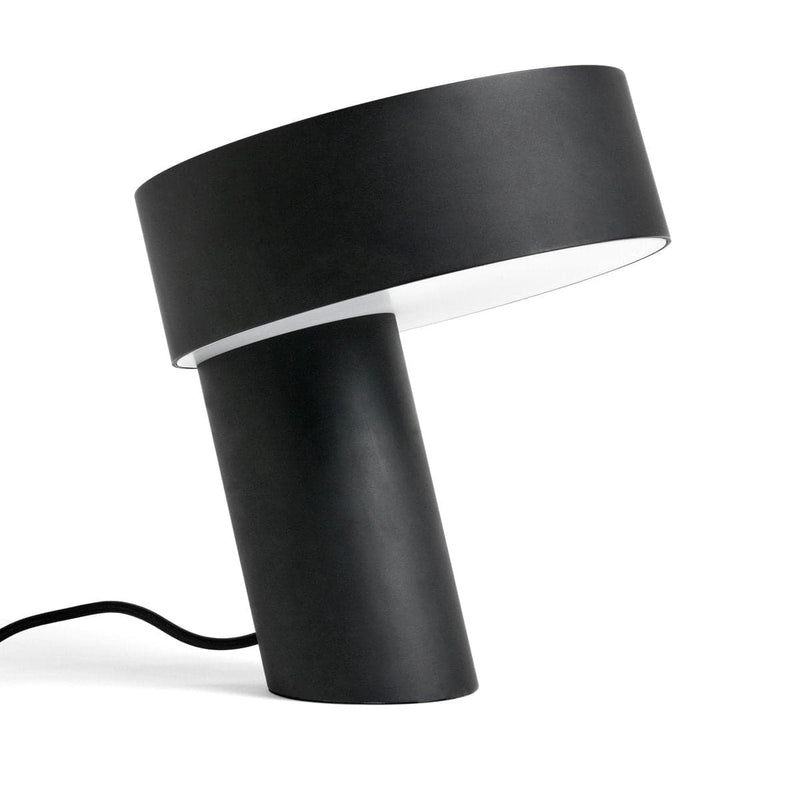 Se HAY Slant bordlampe Soft black ❤ Kæmpe udvalg i HAY ❤ Hurtig levering: 1 - 2 Hverdage samt billig fragt - Varenummer: NDN-506268-01 og barcode / Ean: &