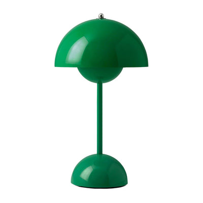 Se &Tradition Flowerpot portable bordlampe VP9 Signal green ❤ Kæmpe udvalg i &Tradition ❤ Hurtig levering: 1 - 2 Hverdage samt billig fragt - Varenummer: NDN-507514-01 og barcode / Ean: '5705385036655 på lager - Udsalg på Home & Garden - Lighting - Lamps Spar op til 63% - Over 1354 kendte brands på udsalg