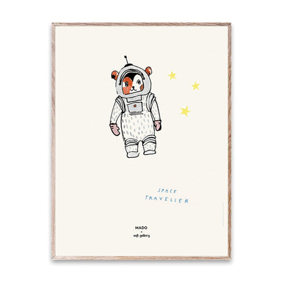 Se Paper Collective Space Traveller plakat 30x40 cm ✔ Kæmpe udvalg i Paper Collective ✔ Hurtig levering: 1 - 2 Hverdage samt billig fragt - Varenummer: KTT-509219-01 og barcode / Ean: '5713450006991 på lager - Udsalg på Indretning - Tapeter & plakater - Plakater Spar op til 66% - Over 1122 kendte brands på udsalg