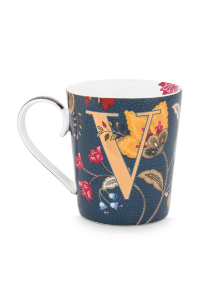 Se tilbud på PIP STUDIO Alfabet kop Floral Fantasy Blue "V" 350ML! Billigt udsalg - Køb online nu! Hurtig levering: 1-2 hverdage. Varenummer: CADEC-51.002.271. Spar op til 61%.