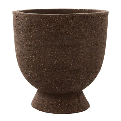 Se AYTM Terra krukke/vase Ø20 cm Java brown ❤ Kæmpe udvalg i AYTM ❤ Hurtig levering: 1 - 2 Hverdage samt billig fragt - Varenummer: NDN-511453-01 og barcode / Ean: '5704444084934 på lager - Udsalg på Home & Garden - Lawn & Garden - Gardening - Pots & Planters Spar op til 51% - Over 857 kendte brands på udsalg