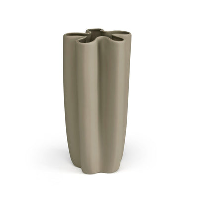 Se Cooee Design Tulipa vase sand 30 cm ❤ Kæmpe udvalg i Cooee Design ❤ Hurtig levering: 1 - 2 Hverdage samt billig fragt - Varenummer: NDN-513640-01 og barcode / Ean: '7350057809006 på lager - Udsalg på Home & Garden - Decor - Vases Spar op til 65% - Over 1334 design brands på udsalg