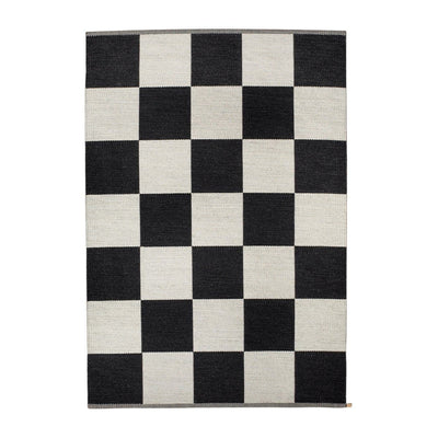 Se Kasthall Checkerboard Icon tæppe 165x240 cm Midnight black ❤ Kæmpe udvalg i Kasthall ❤ Hurtig levering: 1 - 2 Hverdage samt billig fragt - Varenummer: NDN-514820-01 og barcode / Ean: '9991442000561 på lager - Udsalg på Home & Garden - Decor - Rugs Spar op til 56% - Over 1354 design mærker på udsalg