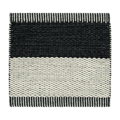 Se Kasthall Wide Stripe Icon tæppe 85x240 cm Midnight black ❤ Kæmpe udvalg i Kasthall ❤ Hurtig levering: 1 - 2 Hverdage samt billig fragt - Varenummer: NDN-514907-01 og barcode / Ean: '9991442001438 på lager - Udsalg på Home & Garden - Decor - Rugs Spar op til 66% - Over 1354 design mærker på udsalg