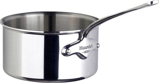 Se Mauviel Cookstyle Kasserolle 2,5 l. Str Ø: 18 cm. - Kasseroller ❤ Stort online udvalg i Mauviel ❤ Meget billig fragt og hurtig levering: 1 - 2 hverdage - Varenummer: MGS-S00081371 og barcode / Ean: 3574905210187 på lager - Udsalg på Bolig - Køkkenudstyr - Gryder & pander - Kasseroller Spar op til 57% - Over 1334 design brands på udsalg