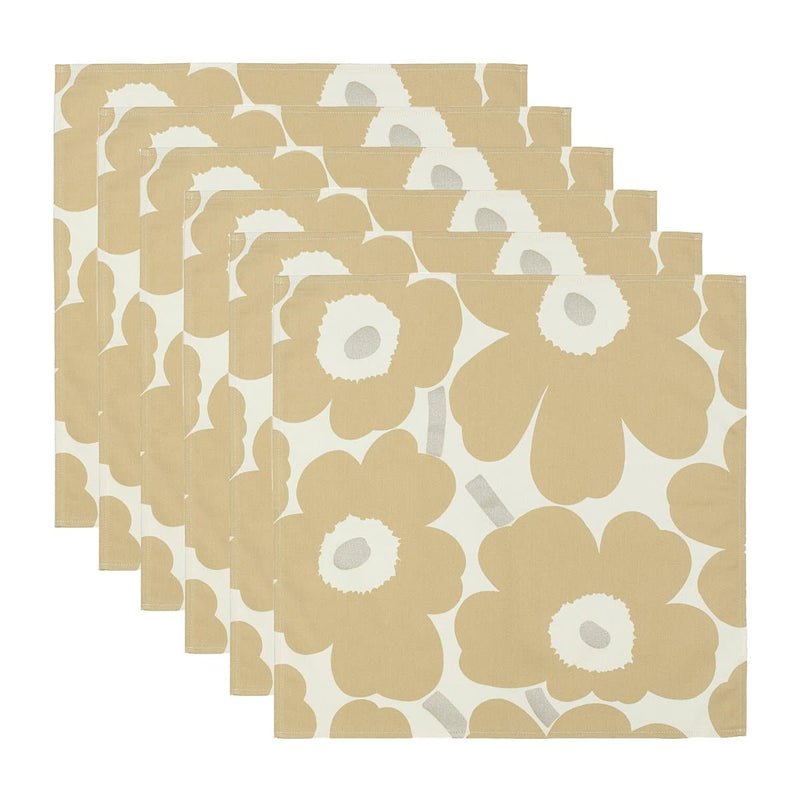 Se Marimekko Pieni Unikko serviet 43x43 cm 6-pak Beige/Silver/White ✔ Kæmpe udvalg i Marimekko ✔ Hurtig levering: 1 - 2 Hverdage samt billig fragt - Varenummer: KTT-567583-01 og barcode / Ean: &