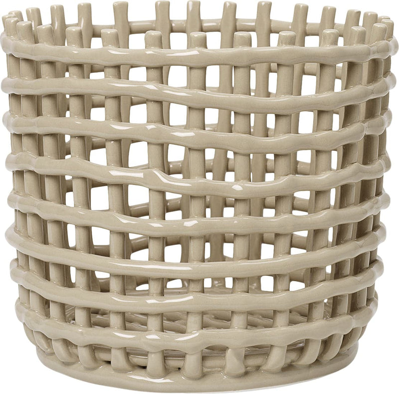 Se ferm LIVING Ceramic Basket Large - Cashmere Str ACCESSORIES - Kurve Cashmere ❤ Stort online udvalg i ferm LIVING ❤ Meget billig fragt og hurtig levering: 1 - 2 hverdage - Varenummer: MGS-S00551176 og barcode / Ean: 5704723267409 på lager - Udsalg på Bolig - Interiør - Opbevaring - Kurve Spar op til 61% - Over 1354 design brands på udsalg