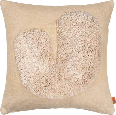 Se ferm LIVING Lay Cushion Sand/off-white Str ACCESSORIES - Pyntepuder ❤ Stort online udvalg i ferm LIVING ❤ Meget billig fragt og hurtig levering: 1 - 2 hverdage - Varenummer: MGS-S12069230 og barcode / Ean: 5704723294412 på lager - Udsalg på Bolig - Tekstiler & puder - Puder - Pyntepuder Spar op til 57% - Over 1354 design brands på udsalg