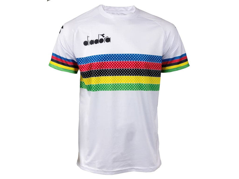 Se Diadora - Cykel T-Shirt med VM striber - Str. 10 år - Hvid ✔ Kæmpe udvalg i  Diadora ✔ Hurtig levering: 1 - 2 Hverdage samt billig fragt - Varenummer: CKP-5704796028914 og barcode / Ean: &