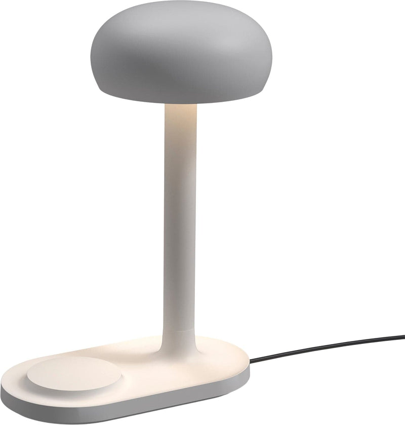 Se Eva Solo Emendo Lampe med Qi Trådløs Oplader Cloud - Bordlamper ❤ Stort online udvalg i Eva Solo ❤ Meget billig fragt og hurtig levering: 1 - 2 hverdage - Varenummer: MGS-S12586539 og barcode / Ean: 5706631226127 på lager - Udsalg på Bolig - Lamper - Bordlamper Spar op til 53% - Over 1354 design mærker på udsalg