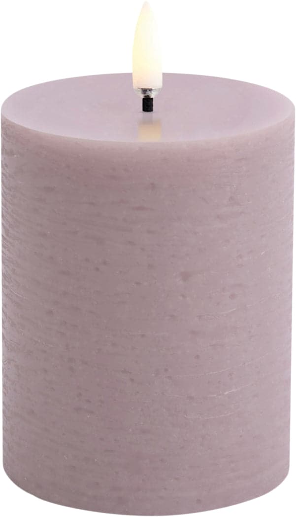 Se Uyuni LED Pillar Candle, Light Lavender, Rustic, 7,8 x 10,1 cm 4/2 - Led Stearinlys ❤ Stort online udvalg i Uyuni ❤ Meget billig fragt og hurtig levering: 1 - 2 hverdage - Varenummer: MGS-S12685064 og barcode / Ean: 5708311307768 på lager - Udsalg på Bolig - Interiør - Lysestager - LED Stearinlys Spar op til 52% - Over 857 kendte brands på udsalg