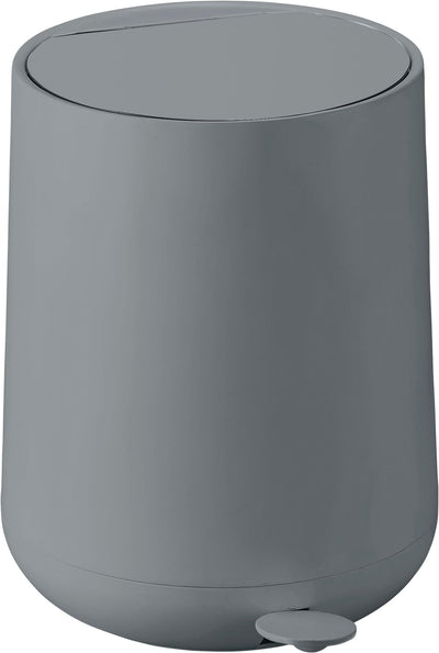 Se Zone Pedalspand Nova Grey 5L. Str D: 23,0 cm. H: 29,0 cm. - Toiletspande ❤ Stort online udvalg i Zone ❤ Meget billig fragt og hurtig levering: 1 - 2 hverdage - Varenummer: MGS-S00254689 og barcode / Ean: 5708760593590 på lager - Udsalg på Bolig - Badeværelsestilbehør - Toiletspande Spar op til 54% - Over 1112 kendte brands på udsalg