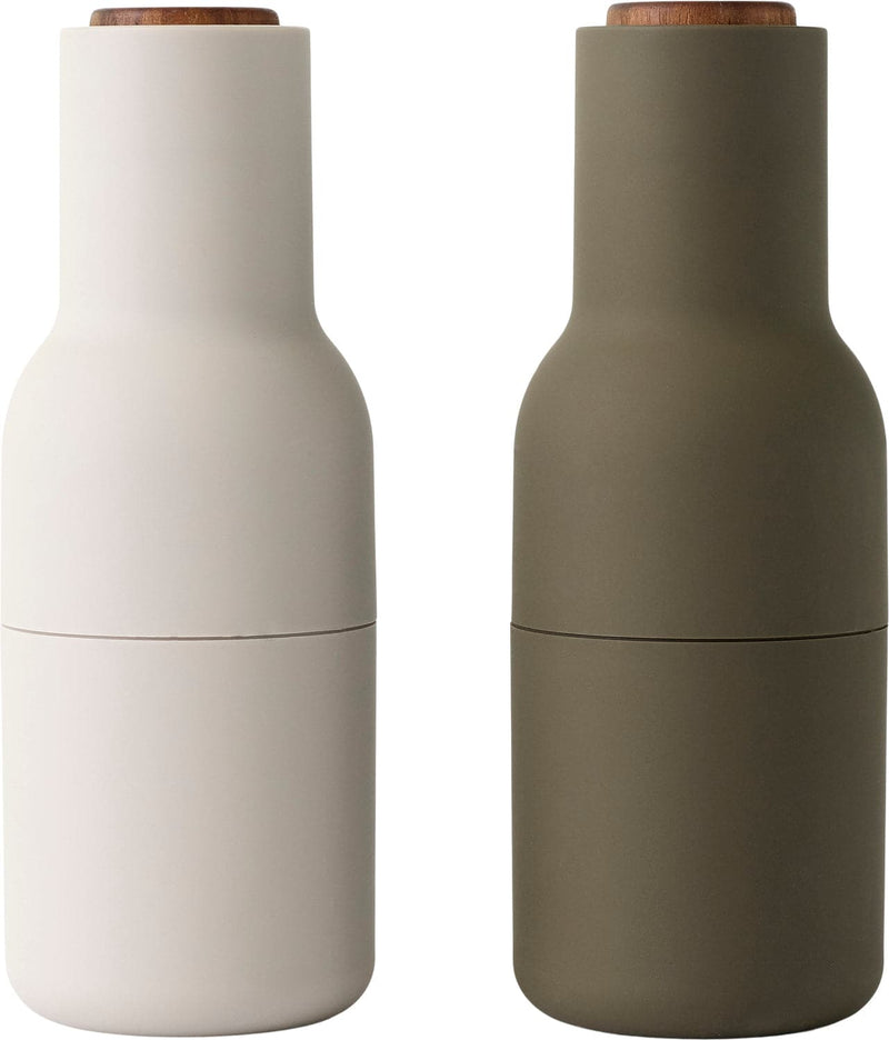 Se Audo Copenhagen Bottle Grinder, Hunting Green/beige - Salt & Peber ❤ Stort online udvalg i Audo Copenhagen ❤ Meget billig fragt og hurtig levering: 1 - 2 hverdage - Varenummer: MGS-S00475654 og barcode / Ean: 5709262040520 på lager - Udsalg på Bolig - Køkkenudstyr - Køkkenartikler - Salt & peber Spar op til 54% - Over 1122 kendte brands på udsalg