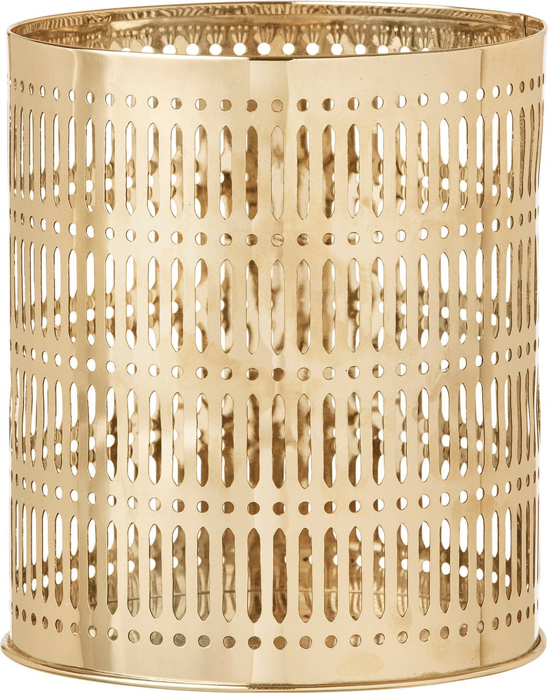 Se Bungalow Lantern Metro Gold M Str H 15 cm - Lanterner Messing ❤ Stort online udvalg i Bungalow ❤ Meget billig fragt og hurtig levering: 1 - 2 hverdage - Varenummer: MGS-S00632632 og barcode / Ean: 5711245579606 på lager - Udsalg på Bolig - Interiør - Lanterner Spar op til 63% - Over 1324 kendte brands på udsalg