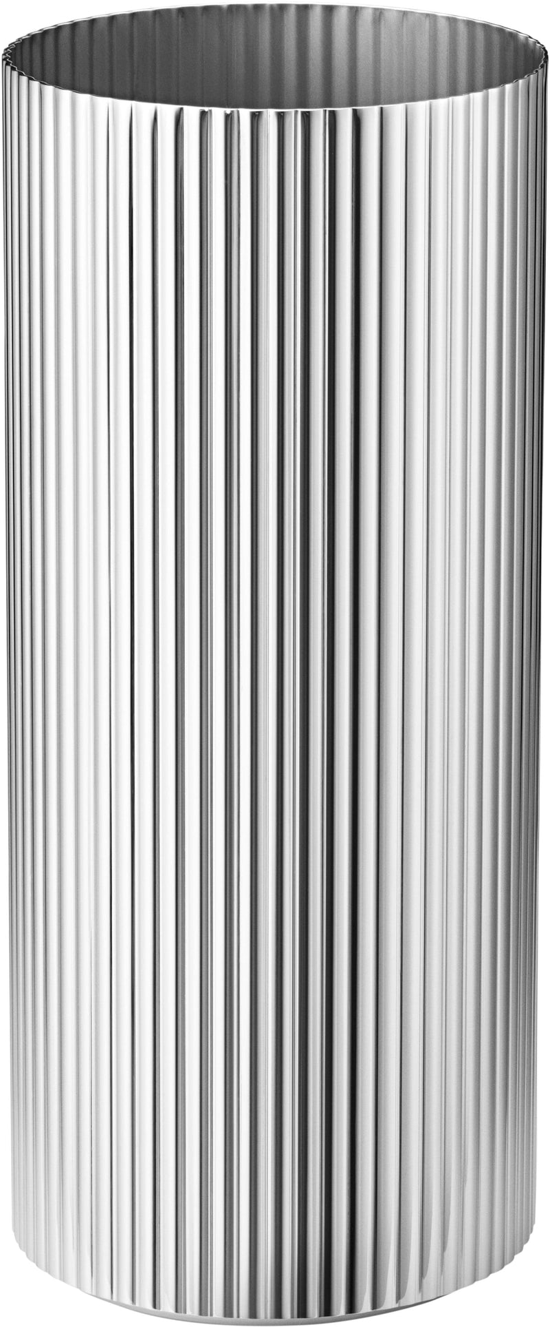 Se Georg Jensen Bernadotte Vase Stainless Steel Medium Str H18,8 x Ø8,2 cm - Vaser ❤ Stort online udvalg i Georg Jensen ❤ Meget billig fragt og hurtig levering: 1 - 2 hverdage - Varenummer: MGS-S00501883 og barcode / Ean: 5713275065838 på lager - Udsalg på Bolig - Interiør - Vaser & urtepotteskjulere - Vaser Spar op til 56% - Over 1334 design mærker på udsalg